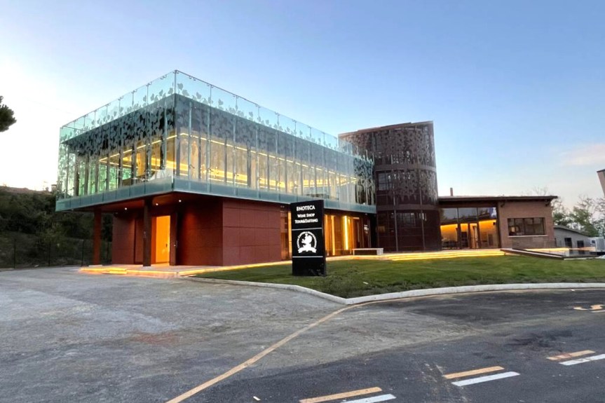 Provincia di Siena, Montepulciano, vino e solidarietà si incontrano alla Vecchia cantina: con le degustazioni si aiuta Fondazione&nbsp;Ant