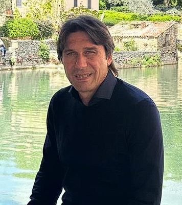 Provincia di Siena: Antonio Conte si rilassa a Bagno&nbsp;Vignoni
