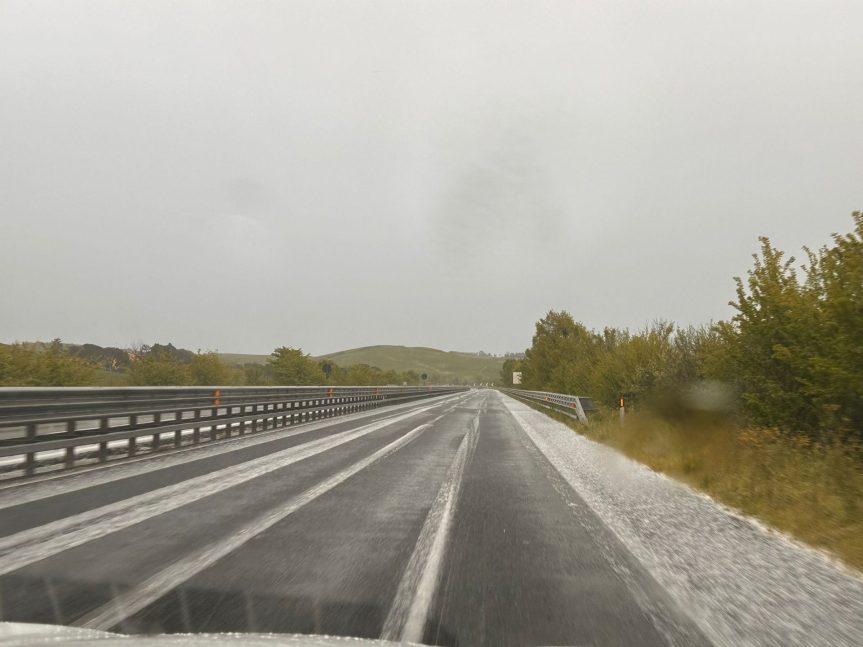 Provincia di Siena: Maltempo, Siena-Bettolle ricoperta dalla&nbsp;grandine