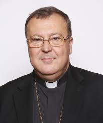 Siena, Feste Cateriniane, monsignor Leuzzi: “Il mondo soffre per la nostra mancanza di pensiero, serve il coraggio della Santa di Siena per superare un’epoca&nbsp;buia”