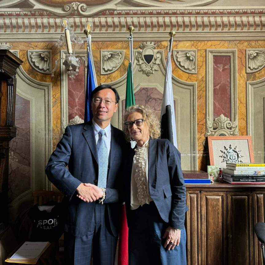 Siena: Il sindaco riceve la visita del console generale della Repubblica Popolare Cinese a Firenze