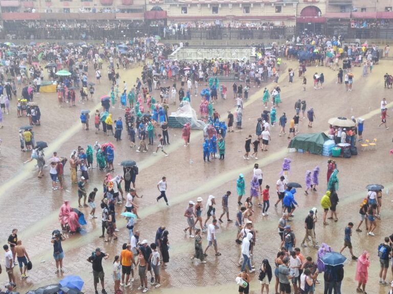Palio di Siena, Meteo: possibili piogge, a rischio anche oggi 03/07 il&nbsp;Palio