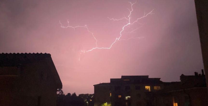 Toscana, Pioggia e temporali su arcipelago e costa centro-sud:  Domani giovedì 4 dicembre codice&nbsp;giallo