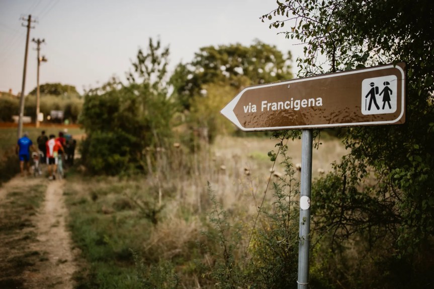 Provincia di Siena, Via Francigena patrimonio Unesco: spedito a Parigi il documento per la&nbsp;candidatura