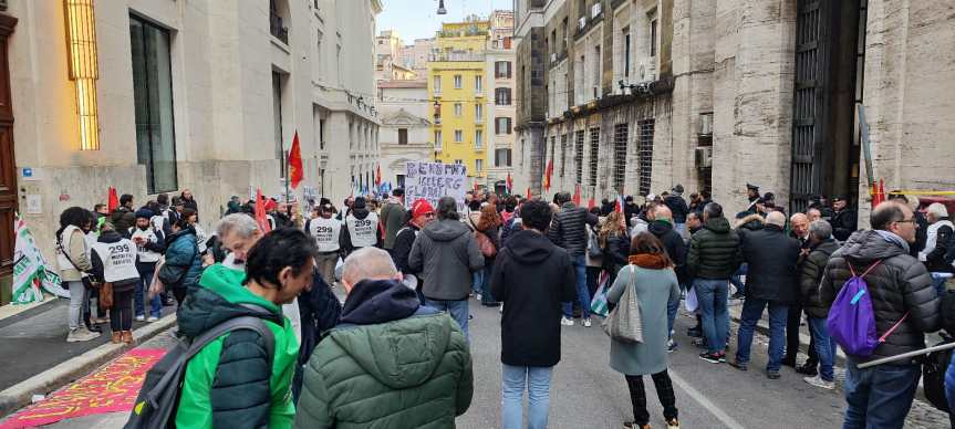 Siena, Beko, l’idea del ministro: Comune, Provincia e Regione proprietari del sito. Il sindaco: “Noi ci&nbsp;siamo”