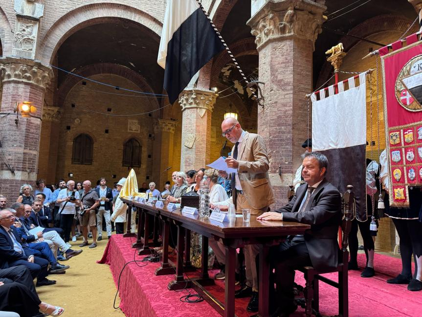 Palio di Siena e Masgalano: I discorsi di&nbsp;presentazione
